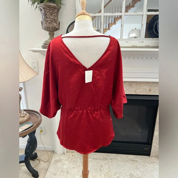 NWT Pleione Red Satin Top - Picture 7 of 10